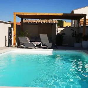 Au Dessus De La Maison Du Saunier Salin-de-Giraud